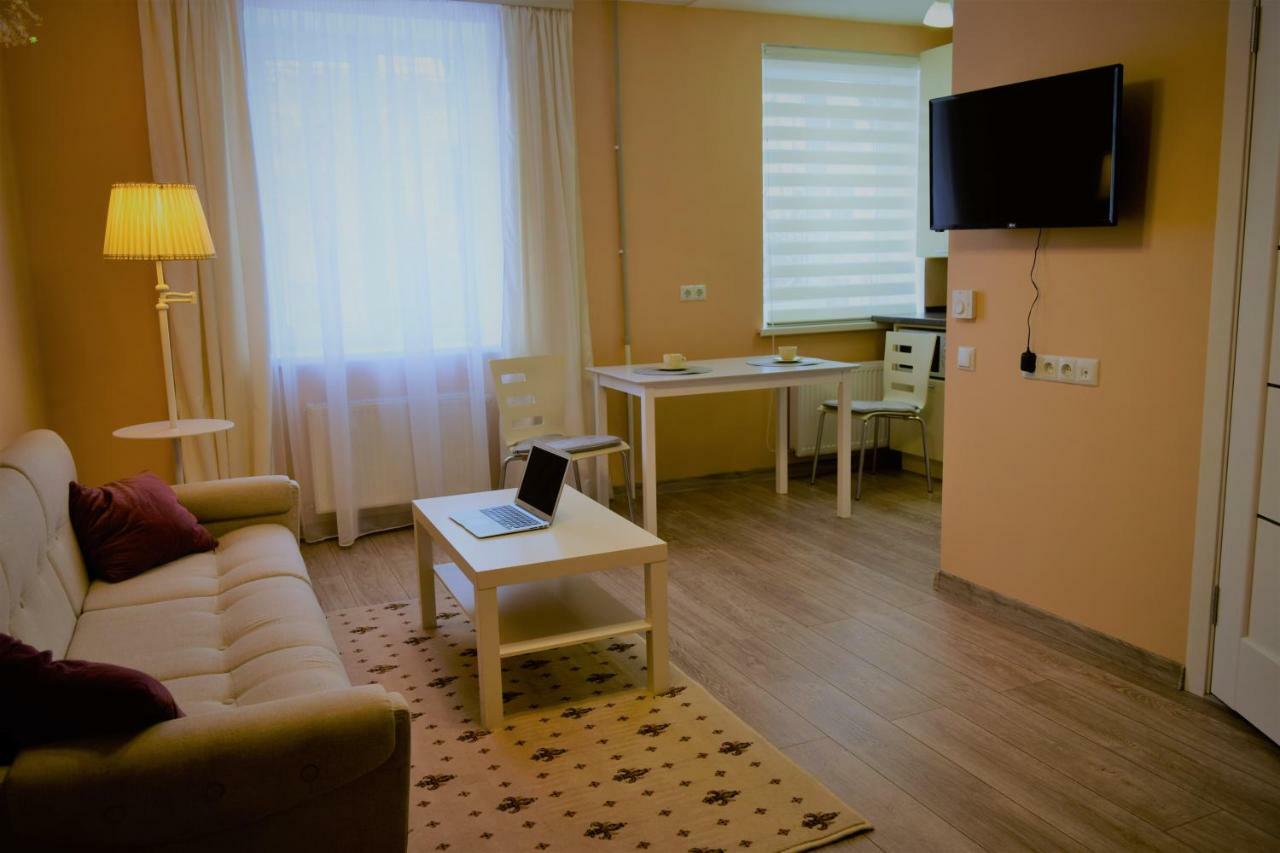 Central Comfortable One-Bedroom Apartment Chisinau Bagian luar foto